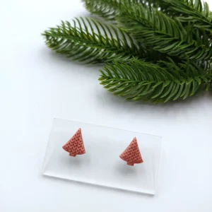 Polymer clay earrings pine stud (Polimer agyag fülbevaló bedugós fenyő)