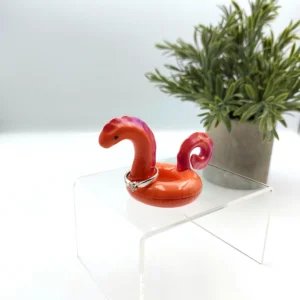 Seahorse pool float ring holder (Csikóhal úszógumis gyűrűtartó) (1)